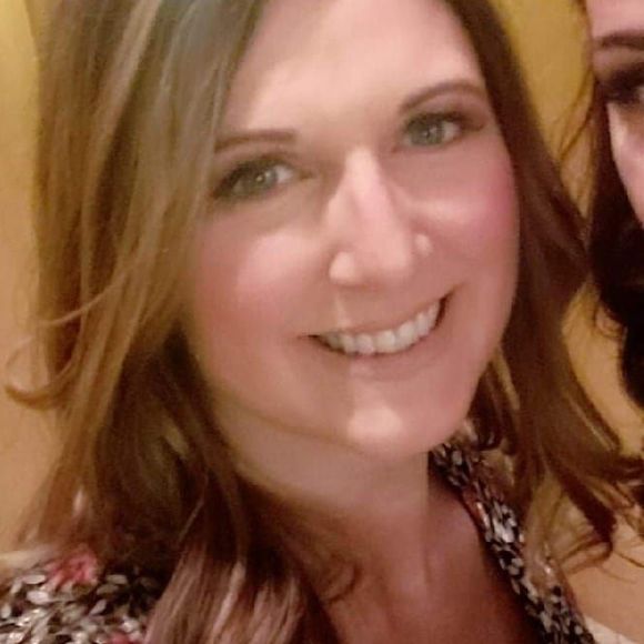 Meet your Posher, Heather - Picture 1 of 1